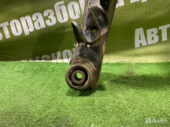 Балка подвески задняя Nissan Bluebird U13 SR18DE