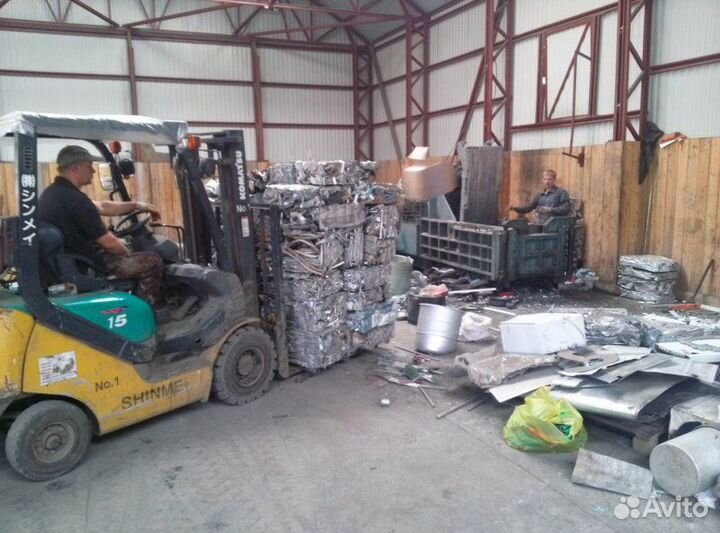 Работник на склад