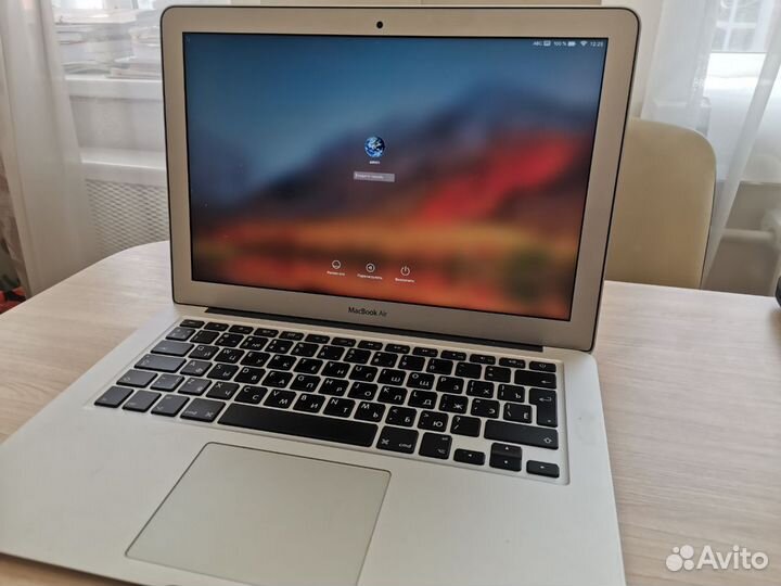 Apple MacBook Air 13 Mid12