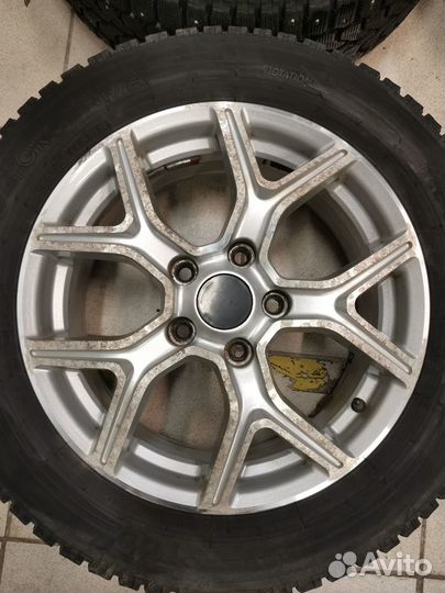 Зимние колеса 205/60 R16 KIA