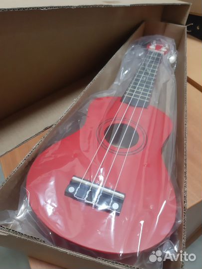 Укулеле Красная tutti JR-11 RD (Новая)