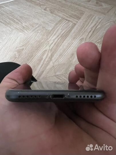iPhone se 64gb 2020