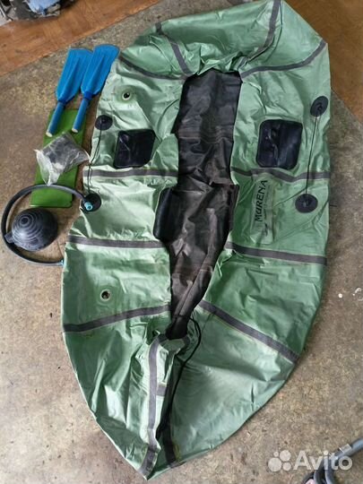 Лодка надувная резиновая весельная