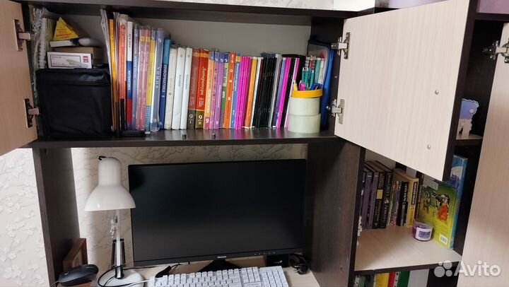 Компьютерный стол