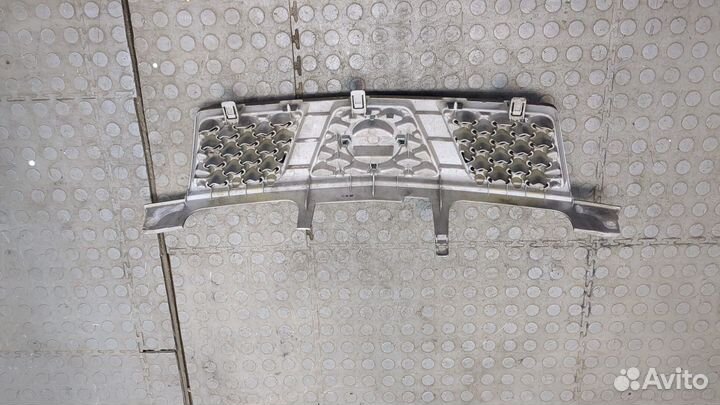 Решетка радиатора Nissan X-Trail (T30)