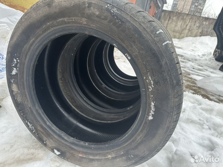 Yokohama BluEarth-ES ES32 215/55 R16