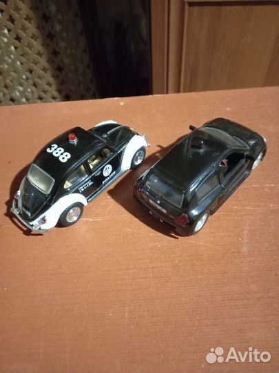 Модель автомобиля 1/32