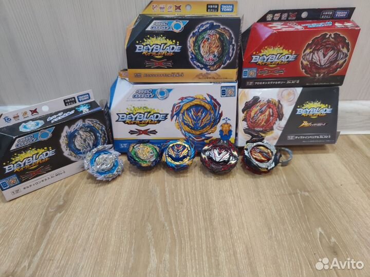 Волчок оригинальный BayBlade от Takara Tomy