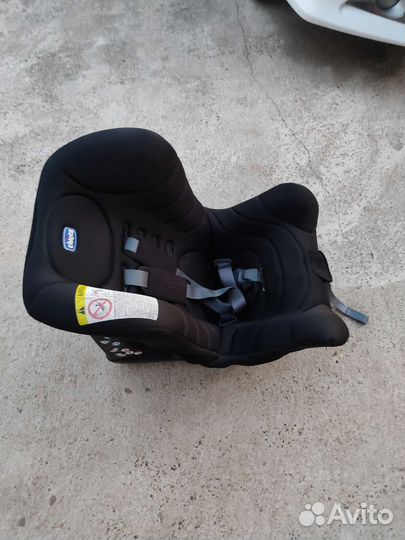 Детское автокресло chicco