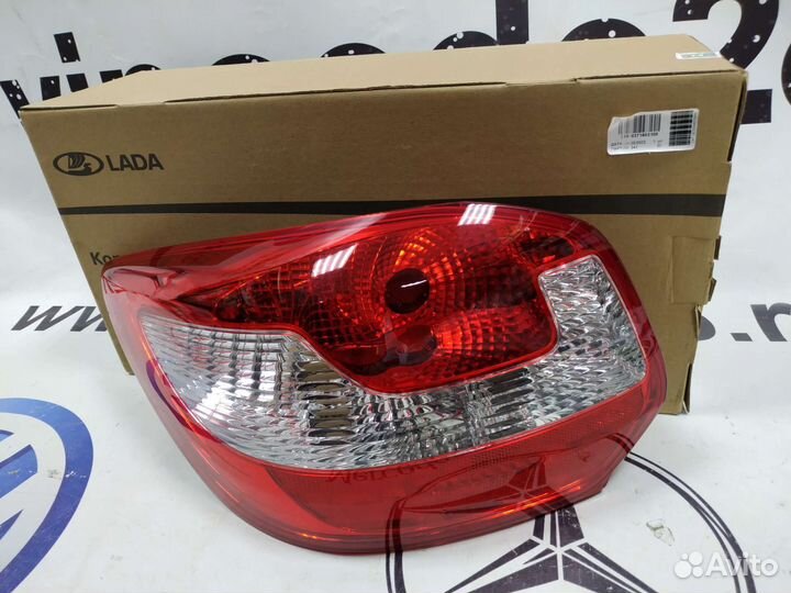 Фонарь задний левый Лада Гранта лифтбек завод