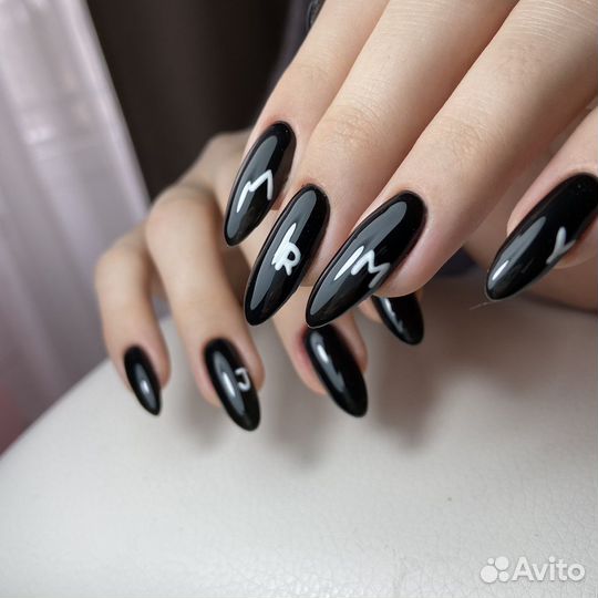 Маникюр/Педикюр/Наращивание ногтей