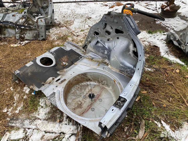 Задняя правая четверть Opel Astra H хетчбек