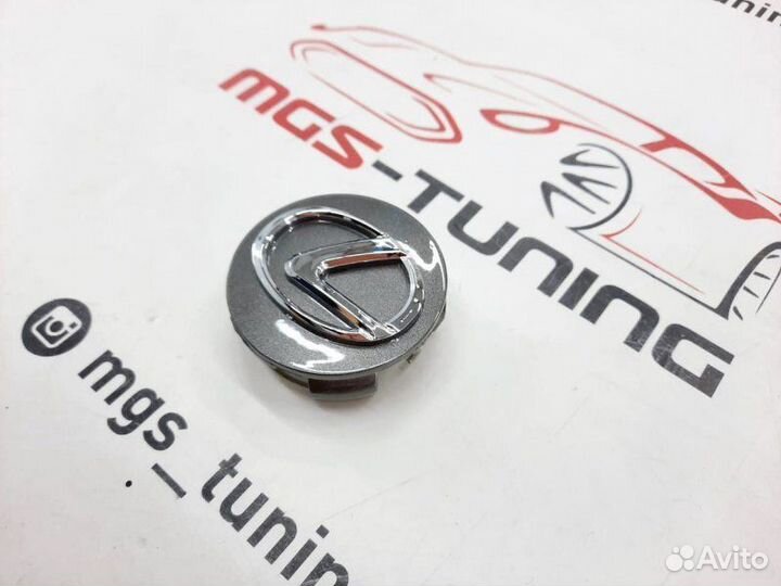 Колпачок в ступицу темно-серый Lexus 1 шт