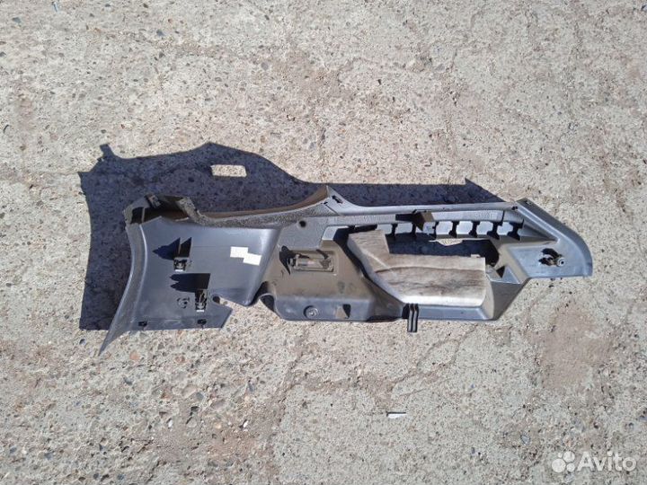 Полкодержатель левый Ford Focus 3 iqdb 2013