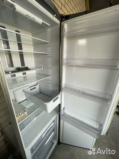 Холодильник, Hotpoint Ariston, на запчасти