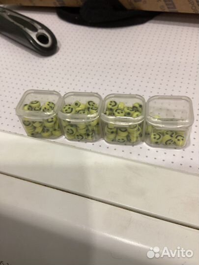 Бусинки в виде смайлика