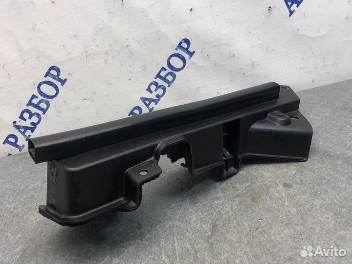 Лев накладка Stinger GT