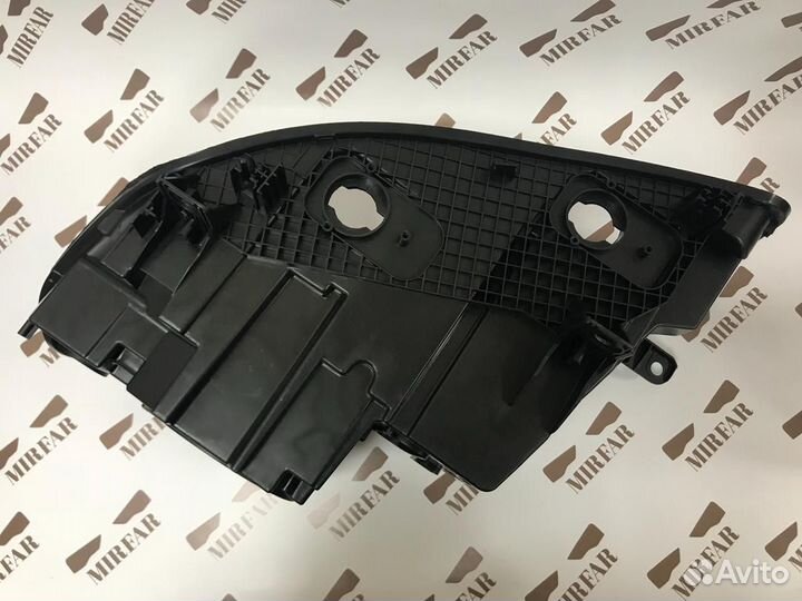 Корпус фары BMW X5 F15