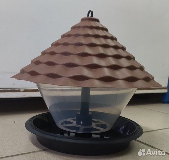 Кормушка для птиц уличная