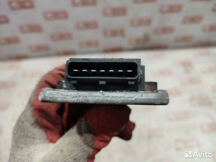 Коммутатор Audi 80 B3 PM 1989