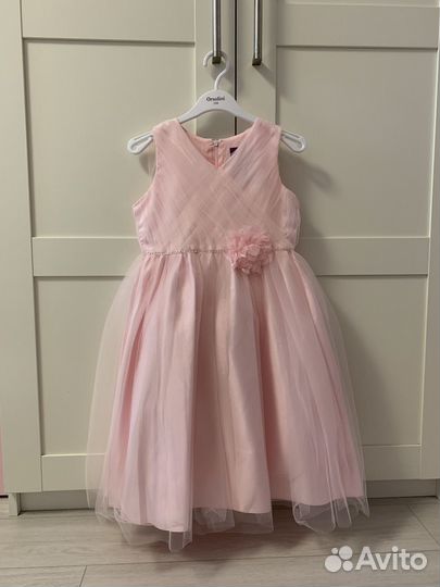Пышное нарядное платье р.134