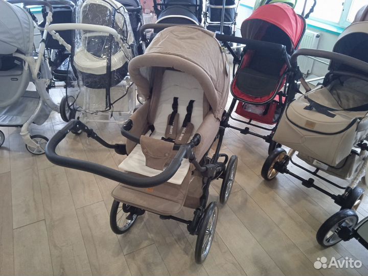 Коляска детская