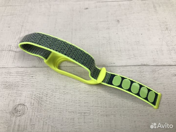 Нейлоновый (тканевый) ремешок для Xiaomi Band 3-7