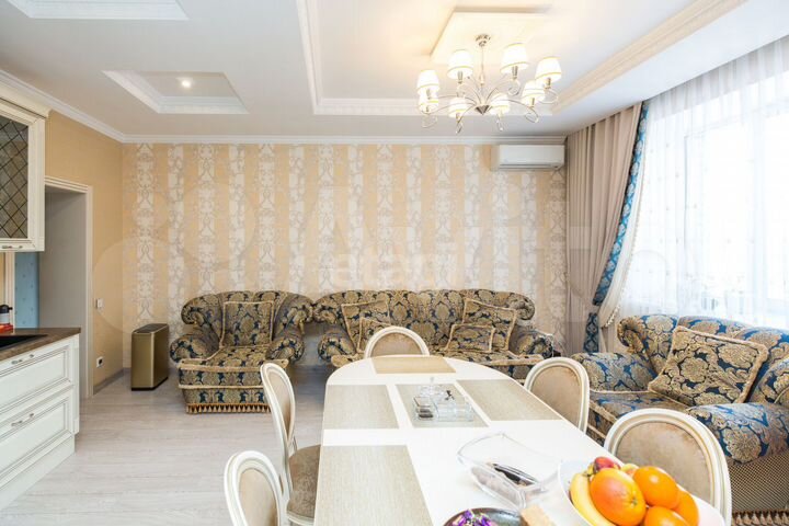 3-к. квартира, 116,5 м², 2/4 эт.