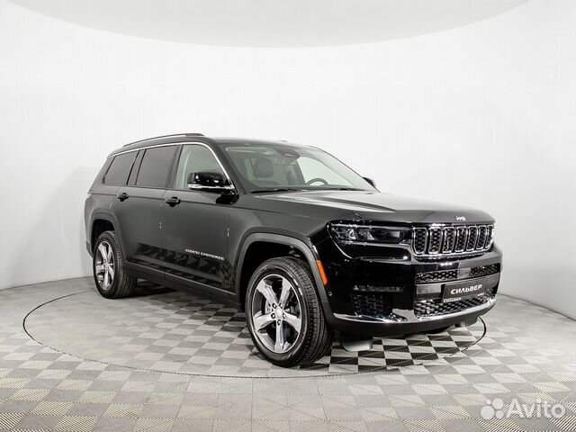 Jeep grand cherokee 2022 интерьер