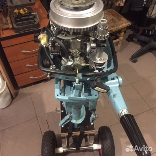 Продаю новый лодочный мотор Ветерок - 8М