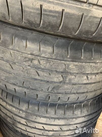 Kumho 792 235/55 R19