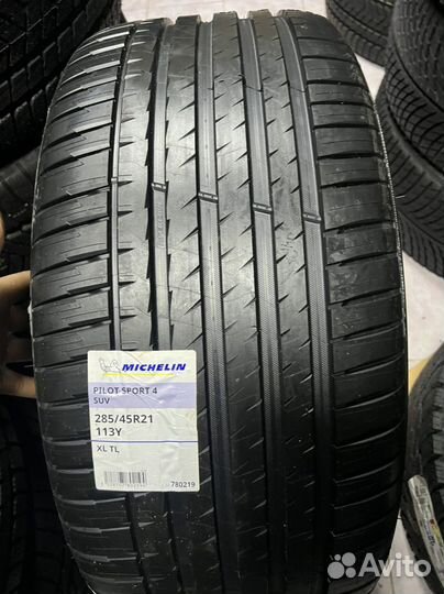 Michelin Pilot Sport 4 SUV 285/45 R21