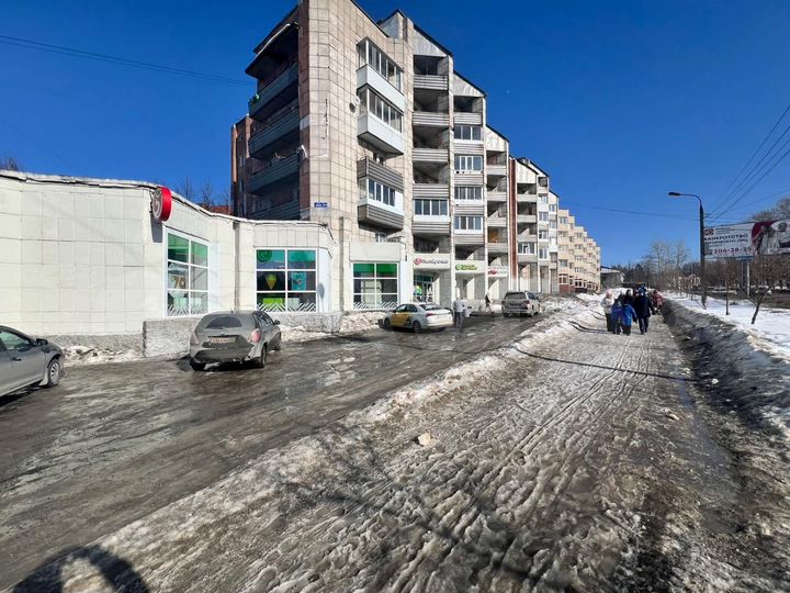 Свободного назначения, 670 м²