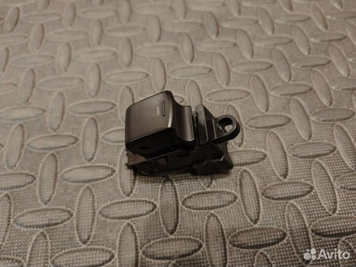 Кнопка стеклоподъемника Nissan Pathfinder