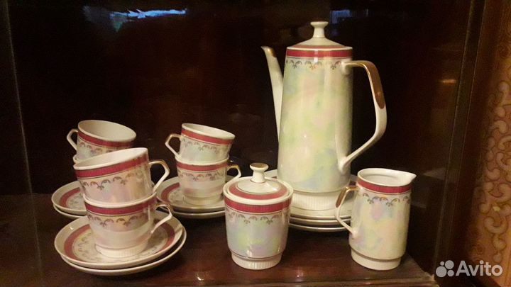 Сервиз фарфоровый кофейный (гдр), торг
