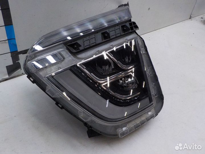 Фара левая Hyundai Creta