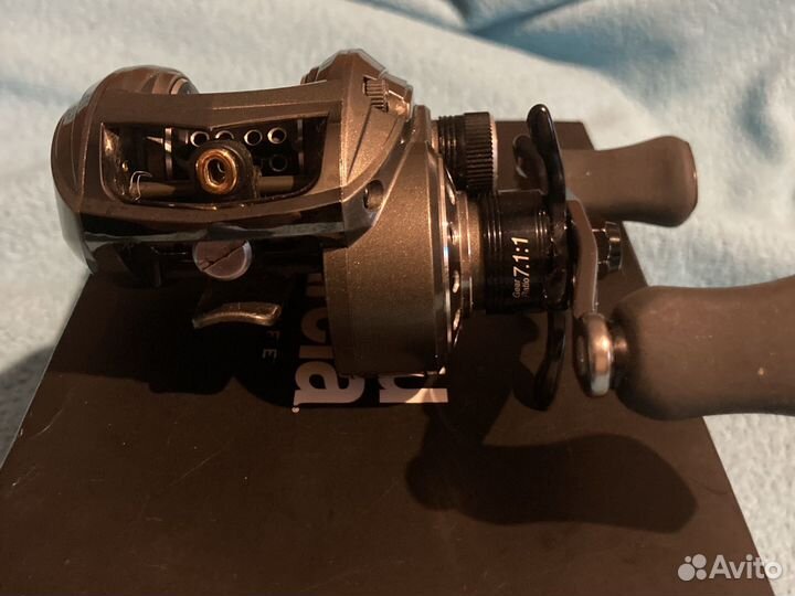 Мультипликаторная катушка abu garcia RevoLT