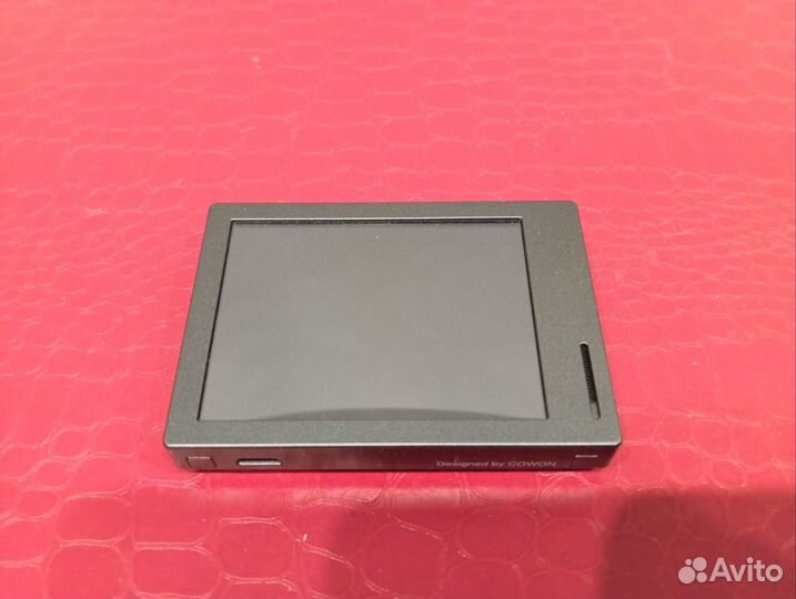 Медиаплеер Cowon M2