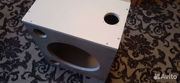 Короб для сабвуфера