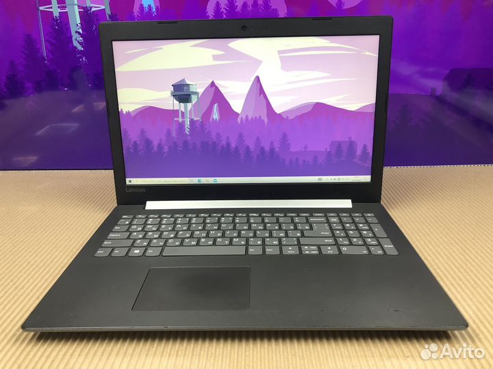 Ноутбук Lenovo i3/8gb/256Gb