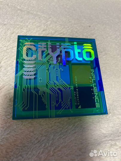 Палетка influence, новая. Сроки в норме