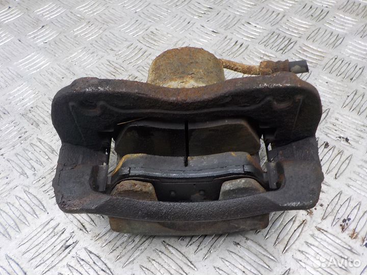 Суппорт тормозной передний правый Hyundai Solaris