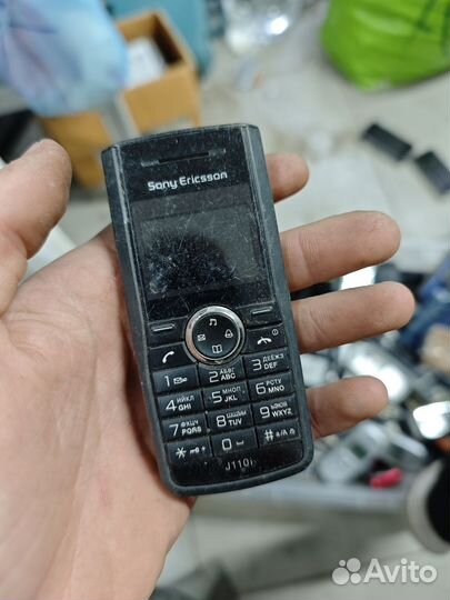 Sony Ericsson J110i
