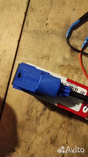 1810220 Датчик Era стоп-сигнал