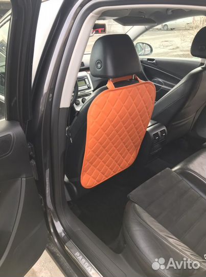 Защитные накидки на сиденья автомобиля