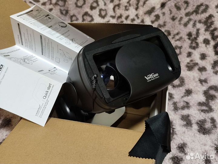 Очки виртуальной реальности VRG Pro