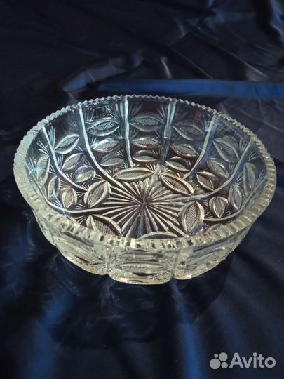 Хрустальный салатник времён СССР