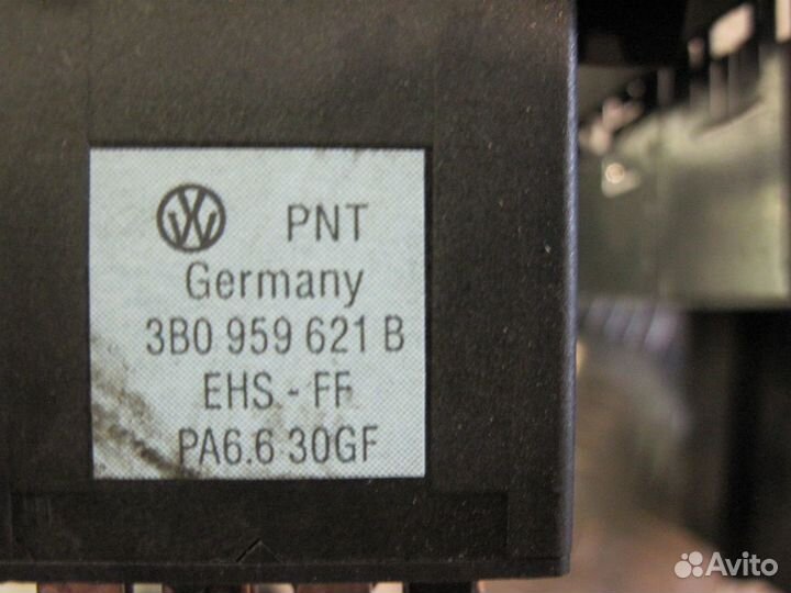 Кнопка обогрева стекла Фольксваген Пассат 5 Б5