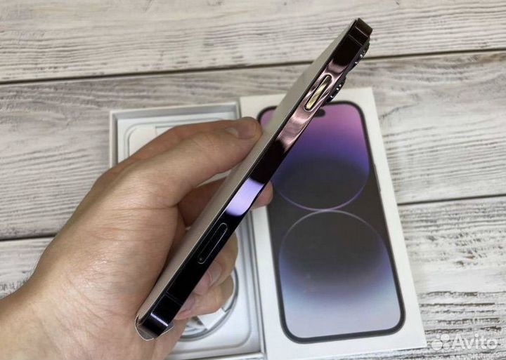 iPhone xr в корпусе 15 pro 128 gb