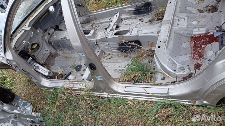 Шкода Суперб порог карниз левый